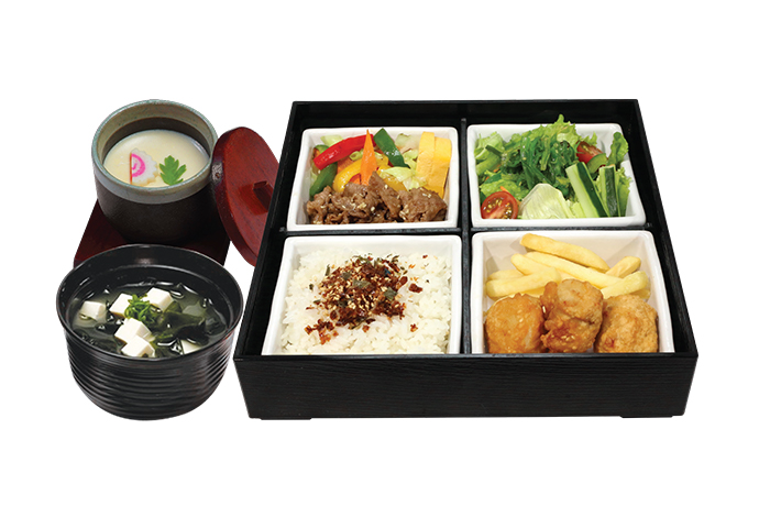 BENTO CƠM THỊT BÒ TERIYAKI VÀ THỊT GÀ CHIÊN GIÒN